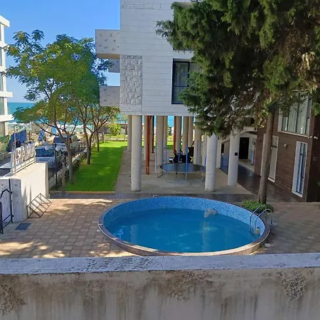 Apartamento Amara Butik On The First Line *