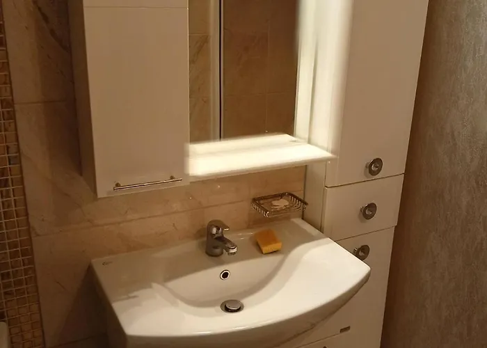 Amara Butik On The First Line