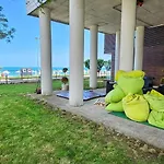 Amara Butik On The First Line Apartment *