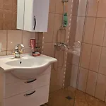 Amara Butik On The First Line