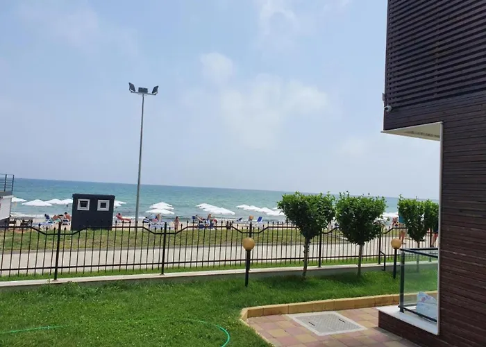 Amara Butik On The First Line * Равда